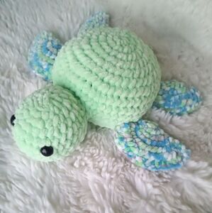 Sea Turtle Plushie